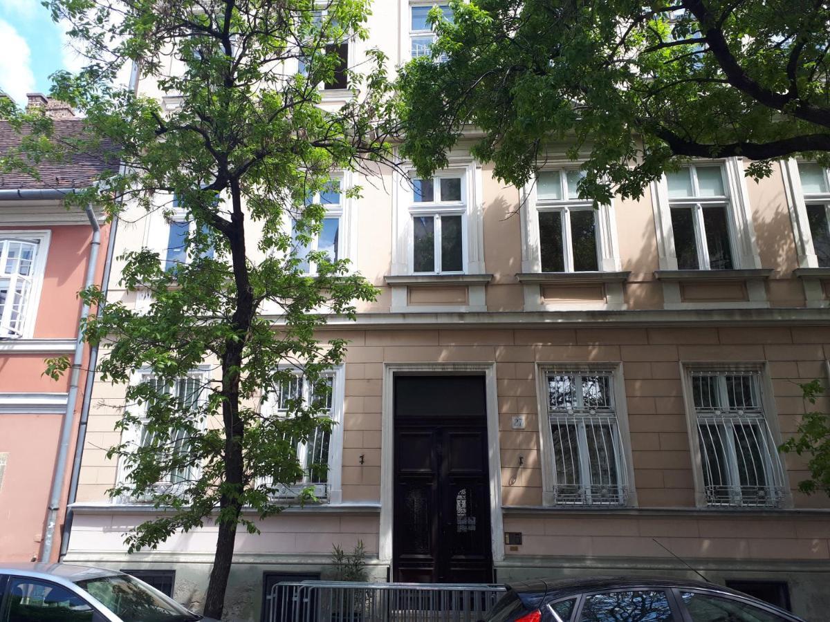 Gizella Apartman Budapest Exterior foto